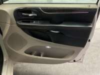 Chrysler Town and Country 2012 5p Touring V6/3.6 Aut 2012 Chrysler Town and Country Venta Interiores 17