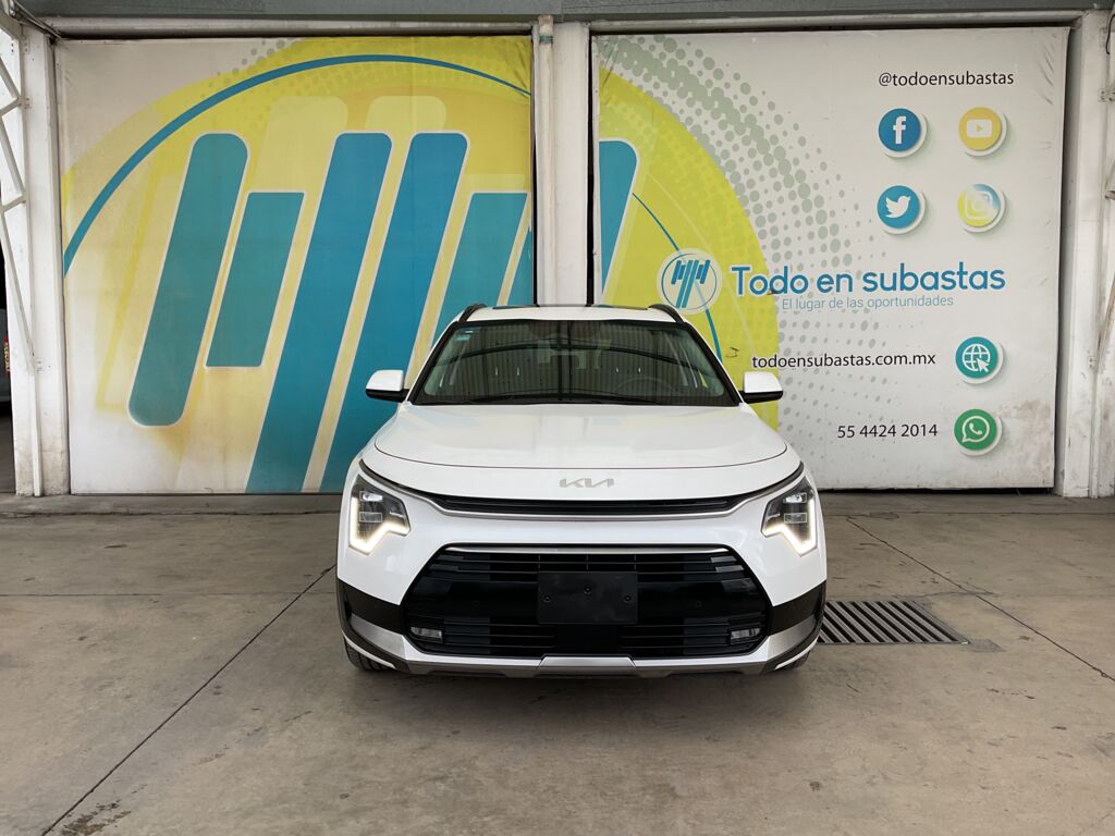 Kia Niro 2024 5p EX HEV L4/1.6 Aut 2024 Kia Niro Venta Exteriores 2
