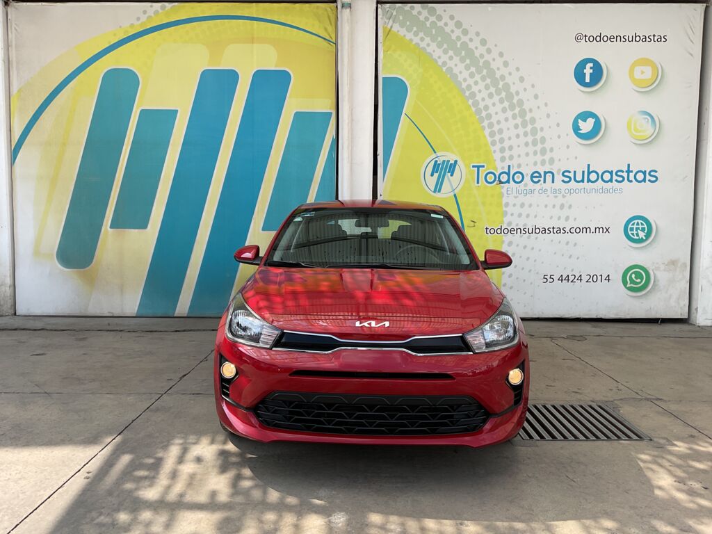 Kia Rio 2023 5p LX L4/1.6 Aut 2023 Kia Rio Venta Exteriores 2
