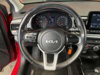 Kia Rio 2023 5p LX L4/1.6 Aut 2023 Kia Rio Venta Interiores 1