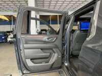 Chevrolet Suburban 2023 5p High Country V8/6.2 Aut IMG_6808