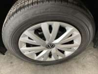 Volkswagen Jetta 2023 4p Trendline L4/1.4/T Tiptronic 2023 Volkswagen Jetta Venta Llantas 1