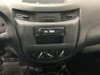 Nissan NP300 Estacas 2020 2p L4/2.5 Man Paq. Seg. 2020 Nissan NP300 Estacas Venta Interiores 4