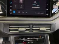 Volkswagen Nivus 2024 5p Highline L3/1.0/T Tiptronic 2024 Volkswagen Nivus Venta Interiores 11