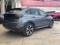 Volkswagen Nivus 2024 5p Highline L3/1.0/T Tiptronic IMG_8152