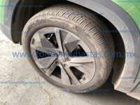 Volkswagen Taos 2025 5p Highline L4/1.4/T Tiptronic 2025 Volkswagen Taos Ingreso Llantas 9