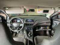 Chevrolet Onix 2023 4p LS L3/1.3 Man IMG_8810