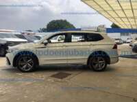 Volkswagen Tiguan 2022 5p R-Line L4/1.4/T DSG Línea Nueva IMG_8538
