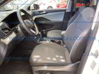 Volkswagen Taos 2024 5p Comfortline L4/1.4/T Tiptronic 2024 Volkswagen Taos Ingreso Interiores 1