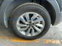 Volkswagen Taigun 2024 5p Trendline L3/1.0/T Tiptronic IMG_8956