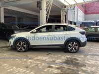 Volkswagen Nivus 2024 5p Highline L3/1.0/T Tiptronic IMG_8753