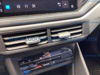Volkswagen Nivus 2024 5p Highline L3/1.0/T Aut 2024 Volkswagen Nivus Ingreso Interiores 10