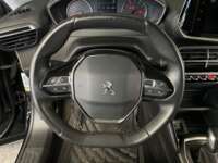 Peugeot 2008 2022 5p Active L4/1.6/T Aut 2022 Peugeot 2008 Venta Interiores 1