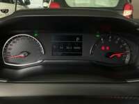 Peugeot 2008 2022 5p Active L4/1.6/T Aut 2022 Peugeot 2008 Venta Interiores 2