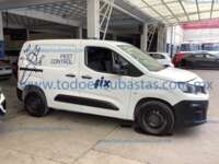 Peugeot Partner 2021 5p L4/1.6/T Diesel Man 2021 Peugeot Partner Ingreso Exteriores 3