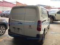 Peugeot Partner 2021 5p L4/1.6/T Diesel Man 2021 Peugeot Partner Ingreso Exteriores 4