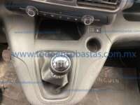 Peugeot Partner 2021 5p L4/1.6/T Diesel Man 2021 Peugeot Partner Ingreso Interiores 11