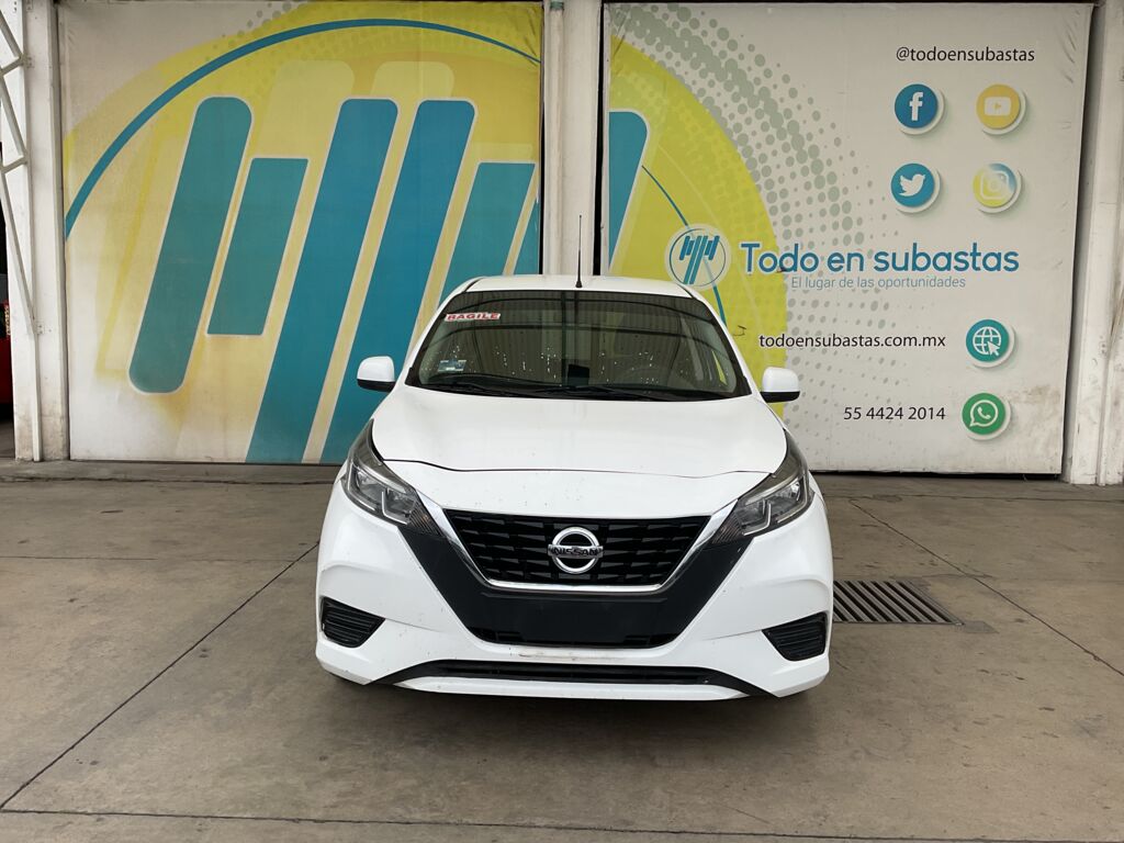 Nissan March 2021 5p Sense L4/1.6 Man 2021 Nissan March Venta Exteriores 2
