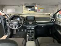 Kia Forte 2022 4p Sedán LX L4/2.0 Man 2022 Kia Forte Venta Interiores 18