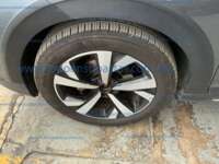 Volkswagen Nivus 2024 5p Highline L3/1.0/T Tiptronic IMG_6376