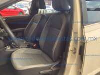 Volkswagen Nivus 2024 5p Highline L3/1.0/T Tiptronic IMG_9601