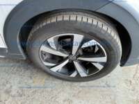 Volkswagen Nivus 2024 5p Highline L3/1.0/T Tiptronic IMG_6401