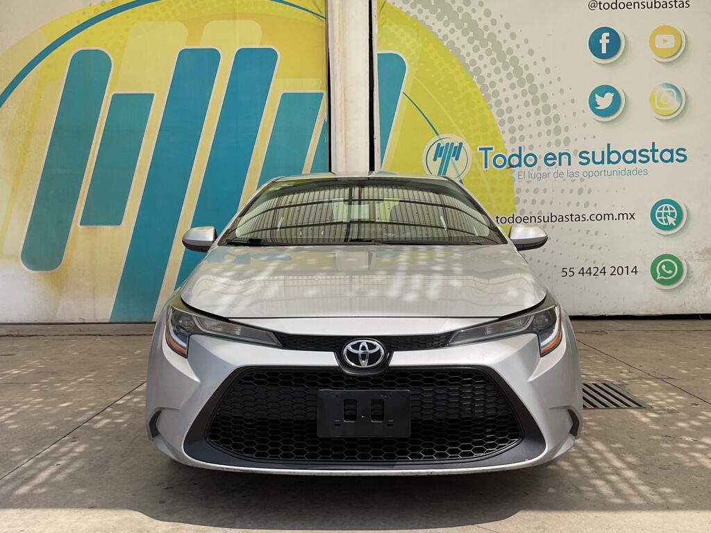Toyota Corolla 2020 4p Base L4/1.8 CVT  2020 Toyota Corolla Venta Exteriores 2