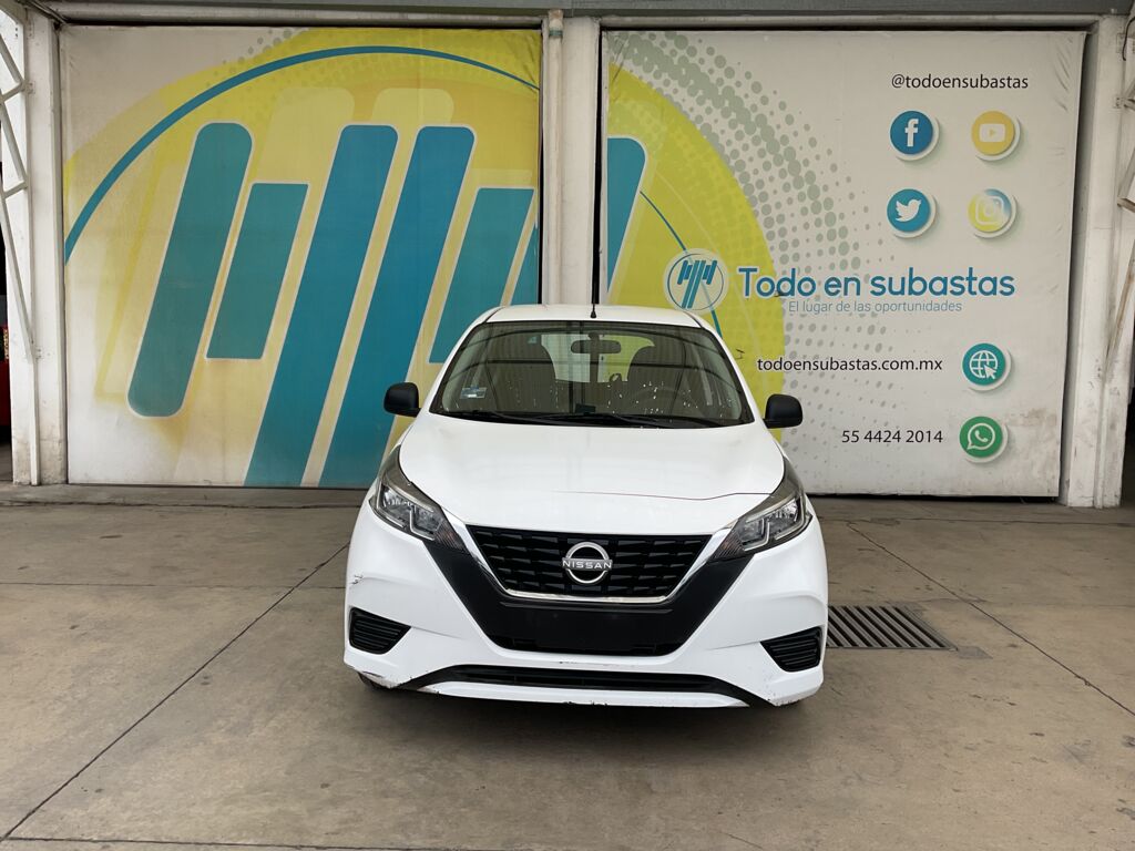 Nissan March 2022 5p Sense L4/1.6 Man 2022 Nissan March Venta Exteriores 2