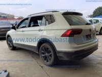 Volkswagen Tiguan 2022 5p Comfortline L4/1.4/T DSG IMG_0235