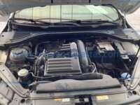 Volkswagen Jetta 2024 4p Sportline L4/1.4/T Aut IMG_0431