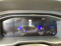 Volkswagen Jetta 2024 4p Comfortline L4/1.4/T Tiptronic IMG_0465