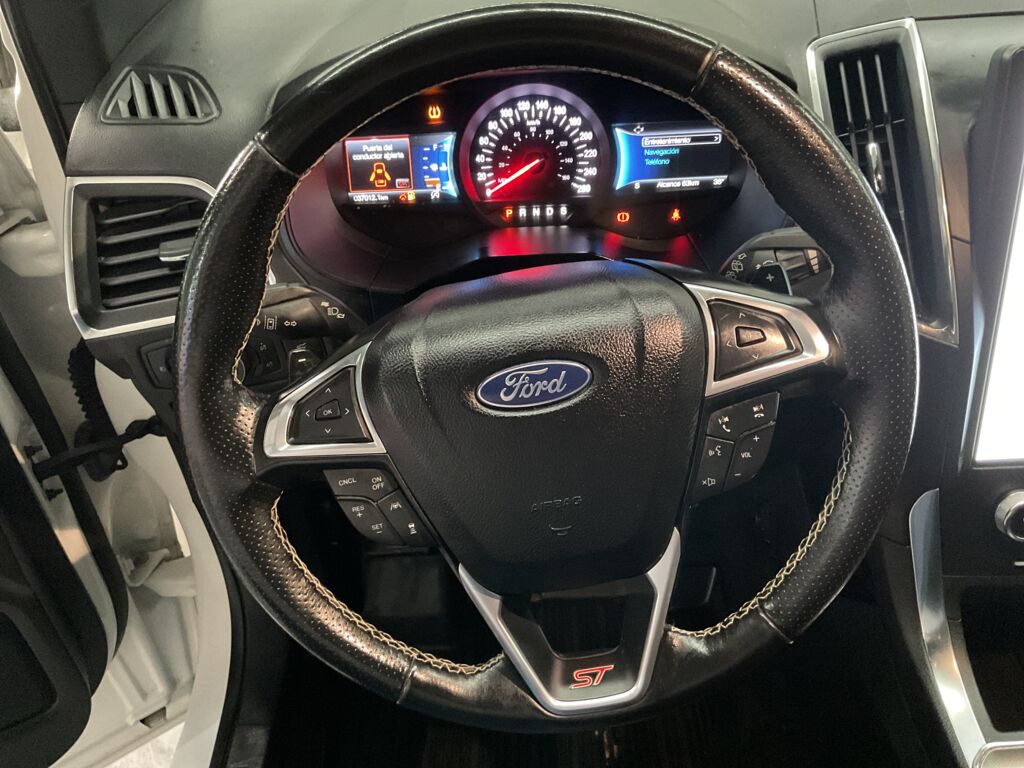 Ford Edge 2023 5p SEL Plus L4/2.0/T Aut 2023 Ford Edge Venta Interiores 1