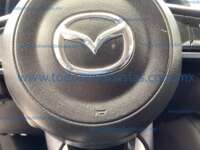 Mazda 2 2023  2023 Mazda 2 Ingreso Interiores 22