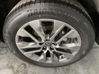 Toyota RAV4 2023 5p Limited L4/2.5 Aut 2023 Toyota RAV4 Venta Llantas 4
