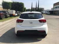 Kia Rio 2023 5p LX L4/1.6 Aut 2023 Kia Rio Venta Exteriores 6