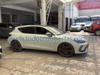 Cupra León  2025 5p L4/2.0/T/300 DSG Línea Nueva 2025 Cupra León Ingreso Exteriores 3