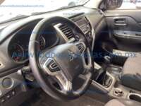 Mitsubishi L200 2023 GLS, Aut, 4x4, Doble cabina, 2.4L 2023 Mitsubishi L200 Ingreso Interiores 2