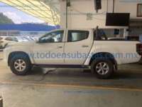 Mitsubishi L200 2023  IMG_1095