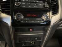 Mitsubishi L200 2023 4p GLX Doble Cabina L4/2.4 Man 2023 Mitsubishi L200 Venta Interiores 9