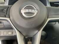 Nissan NP300 Pick Up 2023 2p L4/2.5 Man A/A 2023 Nissan NP300 Pick Up Venta Interiores 12