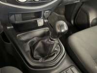 Nissan NP300 Pick Up 2023 2p L4/2.5 Man A/A 2023 Nissan NP300 Pick Up Venta Interiores 10