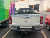 Mitsubishi L200 2021 4p Doble L4/2.5/T Diesel Man 4x4 IMG_7822