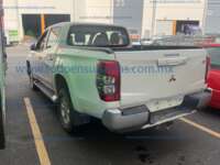 Mitsubishi L200 2021 4p Doble L4/2.5/T Diesel Man 4x4 IMG_7823