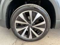 Volkswagen Taos 2023 5p Comfortline L4/1.4/T Tiptronic 2023 Volkswagen Taos Venta Llantas 1