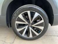 Volkswagen Taos 2023 5p Comfortline L4/1.4/T Tiptronic 2023 Volkswagen Taos Venta Llantas 4