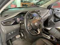 Buick Encore 2022 5p GX Sport Touring L3/1.3/T Aut  IMG_0021