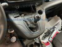 Peugeot Partner 2021 5p L4/1.6/T Diesel Man 2021 Peugeot Partner Ingreso Interiores 8