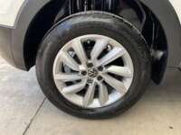 Volkswagen T-Cross 2022 5p Trendline L4/1.6 Tiptronic 2022 Volkswagen T-Cross Venta Llantas 7