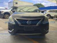 Nissan Versa 2019 4p Exclusive L4/1.6 Aut Navi IMG_1788