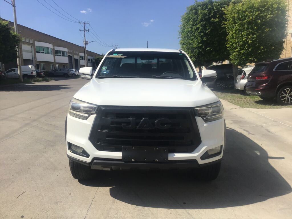 Jac Frison 2023 4p T8 Doble Cabina Diesel L4/2.0/T Man 4X4  2023 Jac Frison Venta Exteriores 2